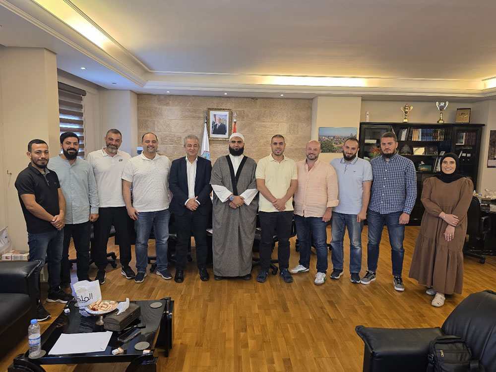 وفد من المجلس التأسيسي لمركز وقف الفرقان يزور بلدية صيدا وفد من المجلس التأسيسي لمركز وقف الفرقان يزور بلدية صيدا