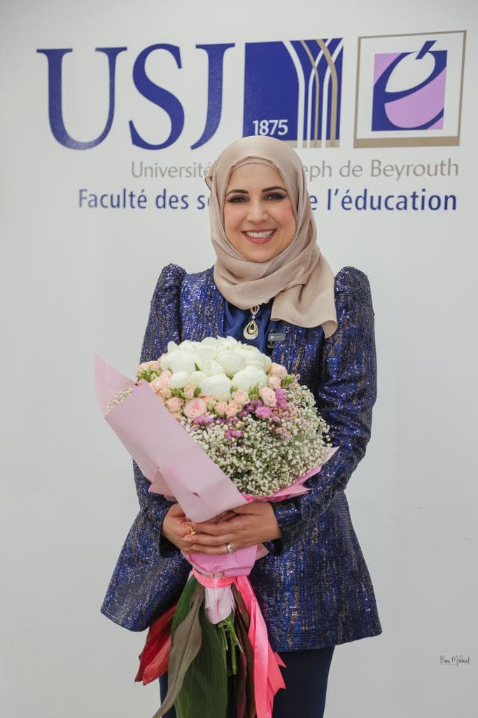 "صيدا" تفتخر بابنتها آية كلش في "جامعة القديس يوسف في بيروت" "صيدا" تفتخر بابنتها آية كلش في "جامعة القديس يوسف في بيروت"
