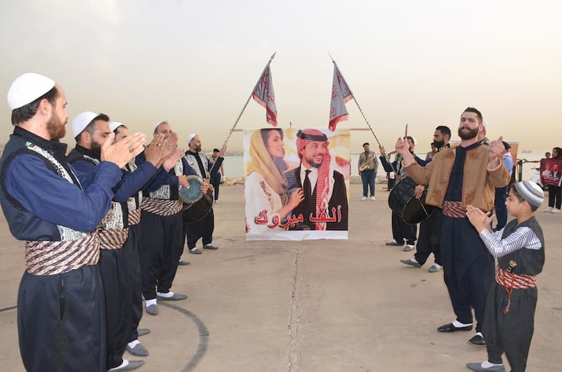 صيدا تعبر عن فرحها بزفاف الأمير الحسين بن عبد الله من الأميرة رجوة آل سيف صيدا تعبر عن فرحها بزفاف الأمير الحسين بن عبد الله من الأميرة رجوة آل سيف