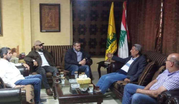 مسؤول الحزب في صيدا عرض مع وفد "الجبهة الشعبية" أوضاع المخيمات مسؤول الحزب في صيدا عرض مع وفد "الجبهة الشعبية" أوضاع المخيمات