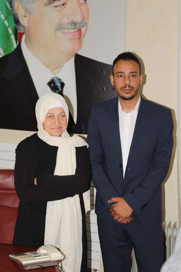 بهية الحريري التقت الشيخ سلطان الشاهين ووفدين من "حركة الانتفاضة الفلسطينية" و"مجنسي القرى السبع" بهية الحريري التقت الشيخ سلطان الشاهين ووفدين من "حركة الانتفاضة الفلسطينية" و"مجنسي القرى السبع"