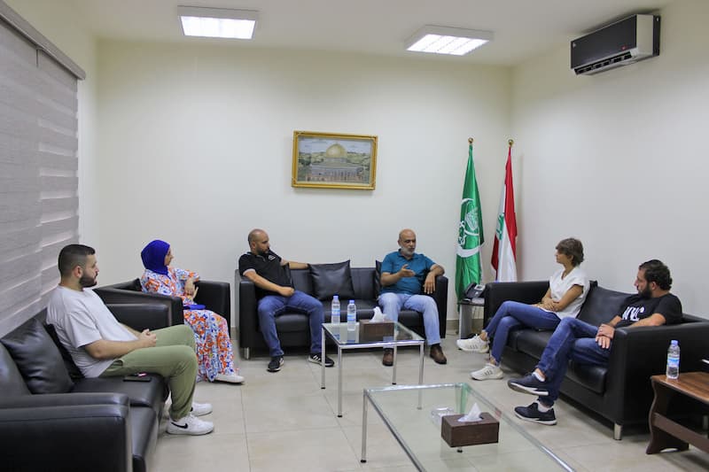 الجماعة الإسلامية استقبلت وفداً من جمعية التنمية للإنسان والبيئة وآخر من تجمع شباب سيروب الجماعة الإسلامية استقبلت وفداً من جمعية التنمية للإنسان والبيئة وآخر من تجمع شباب سيروب