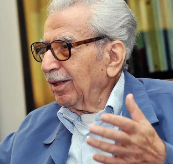 حبيب صادق... «يا عزيزي» إرثٌ نضاليٌّ سياسيٌّ وثقافي حبيب صادق... «يا عزيزي» إرثٌ نضاليٌّ سياسيٌّ وثقافي