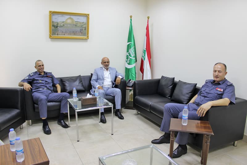 الجماعة الإسلامية تلتقي القائد الجديد لمنطقة الجنوب الإقليمية في قوى الأمن الداخلي العميد ماجد الأيوبي بحضور العميد بلال الحجار الجماعة الإسلامية تلتقي القائد الجديد لمنطقة الجنوب الإقليمية في قوى الأمن الداخلي العميد ماجد الأيوبي بحضور العميد بلال الحجار