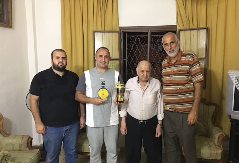 ”المؤسسة الفلسطينية للشباب والرياضة في لبنان“ تكرم البطل الفلسطيني الدولي المغترب ”عصام محمود عبد الرحيم“ ”المؤسسة الفلسطينية للشباب والرياضة في لبنان“ تكرم البطل الفلسطيني الدولي المغترب ”عصام محمود عبد الرحيم“