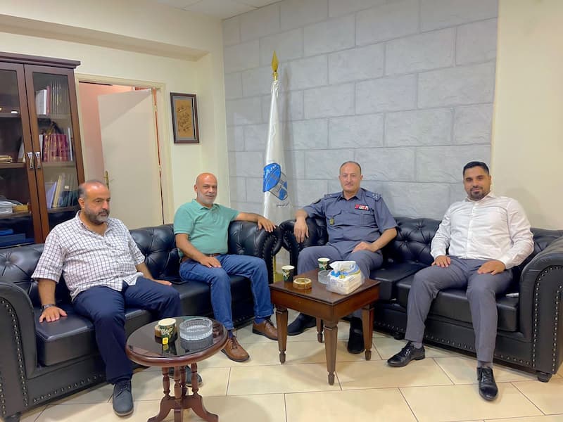 الجماعة الاسلإمية تلتقي قائد منطقة الجنوب الإقليمية في قوى الأمن الداخلي العميد الأيوبي الجماعة الاسلإمية تلتقي قائد منطقة الجنوب الإقليمية في قوى الأمن الداخلي العميد الأيوبي
