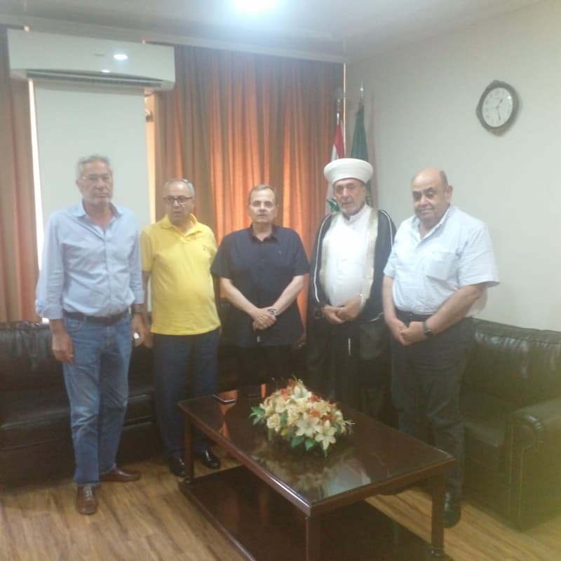 البزري يبحث والمفتي سوسان الأحداث الأمنية في مخيم عين الحلوة البزري يبحث والمفتي سوسان الأحداث الأمنية في مخيم عين الحلوة