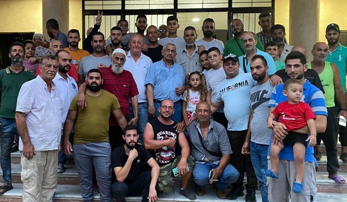سعد التقى وفدا من أهالي تعمير عين الحلوة المتضررين من اشتباكات المخيم سعد التقى وفدا من أهالي تعمير عين الحلوة المتضررين من اشتباكات المخيم