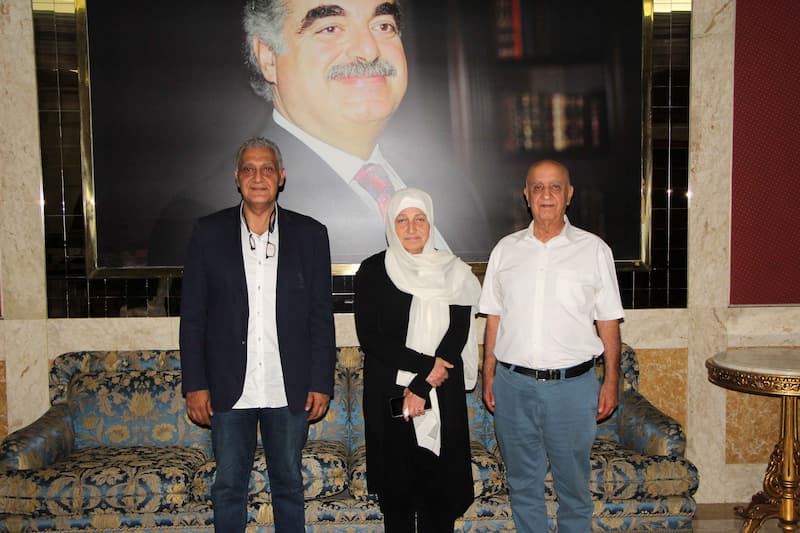 بهية الحريري تهنىء رئيس بلدية صيدا ونائبه بهية الحريري تهنىء رئيس بلدية صيدا ونائبه