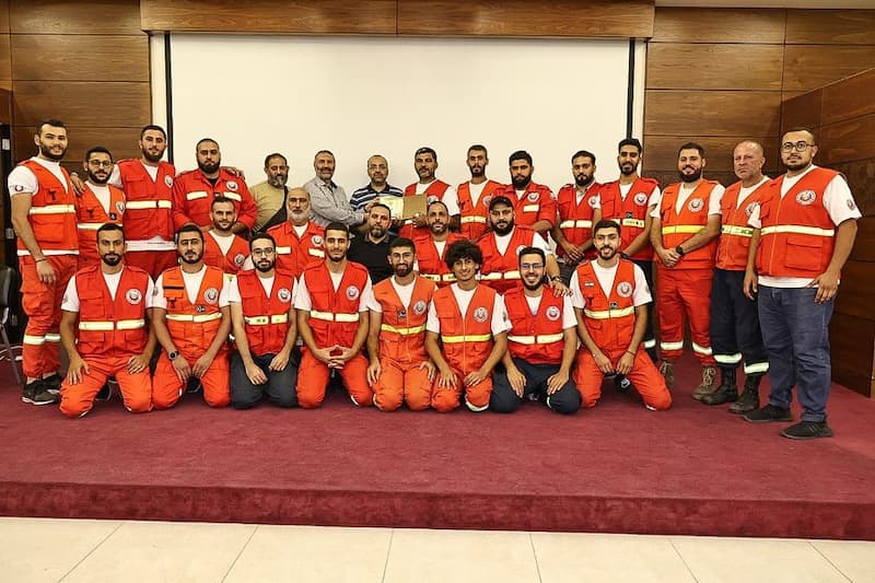 الجماعة الإسلامية تكرم الفرق الإغاثية الجماعة الإسلامية تكرم الفرق الإغاثية