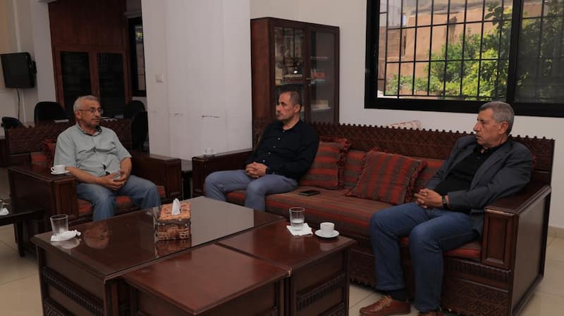 أسامة سعد استقبل وفدًا من "الجبهة الشعبية لتحرير فلسطين" أسامة سعد استقبل وفدًا من "الجبهة الشعبية لتحرير فلسطين"