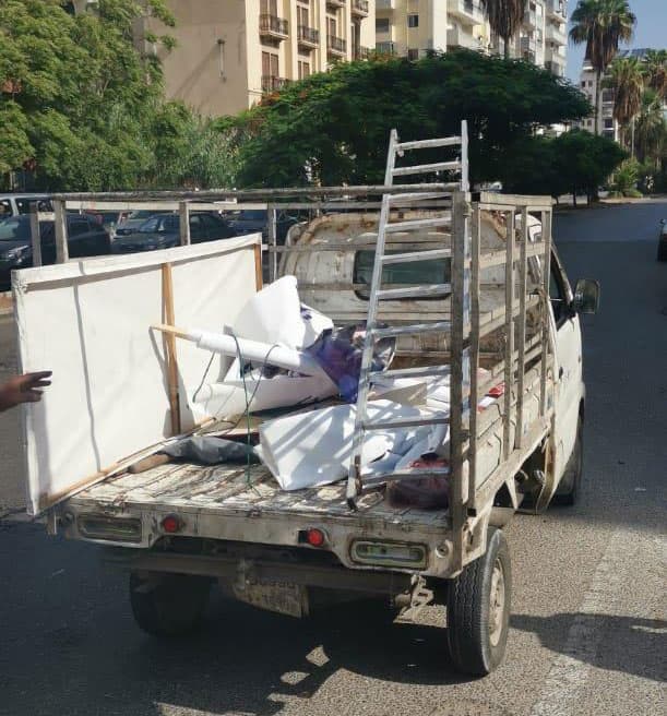 بلدية صيدا باشرت حملة إزالة اللوحات واللافتات غير المرخصة بلدية صيدا باشرت حملة إزالة اللوحات واللافتات غير المرخصة