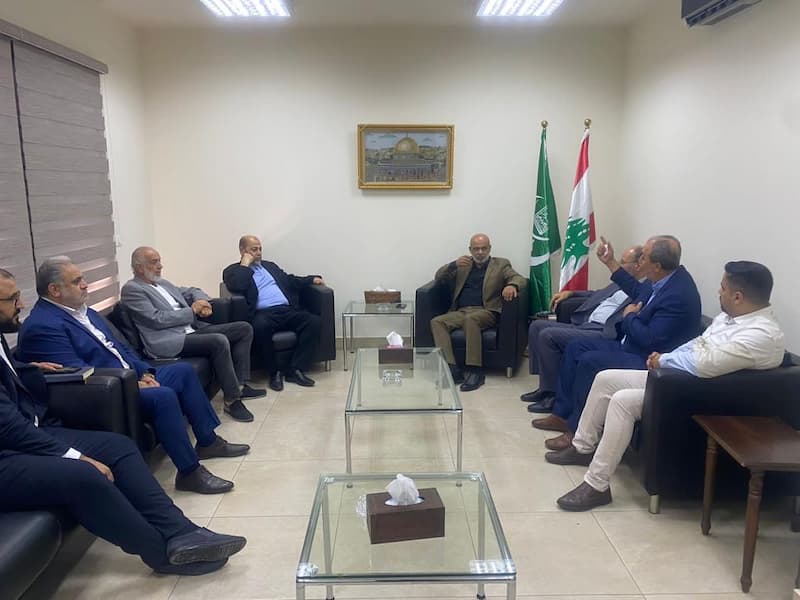 الجماعة الإسلامية تلتقي وفد حركة حماس برئاسة ابو مرزوق، وتأكيد مشترك على تثبيت وقف اطلاق النار في مخيم عين الحلوة الجماعة الإسلامية تلتقي وفد حركة حماس برئاسة ابو مرزوق، وتأكيد مشترك على تثبيت وقف اطلاق النار في مخيم عين الحلوة
