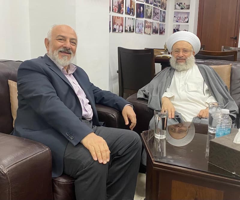 الشيخ ماهر حمود يستقبل عضو المجلس السياسي في حزب الله الحاج حب الله الشيخ ماهر حمود يستقبل عضو المجلس السياسي في حزب الله الحاج حب الله