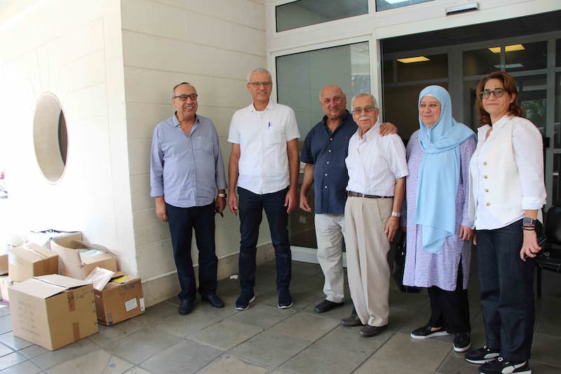 "جمعية جامع البحر الخيرية" قدمت مساعدات طبية لـ "مستشفى صيدا الحكومي" "جمعية جامع البحر الخيرية" قدمت مساعدات طبية لـ "مستشفى صيدا الحكومي"