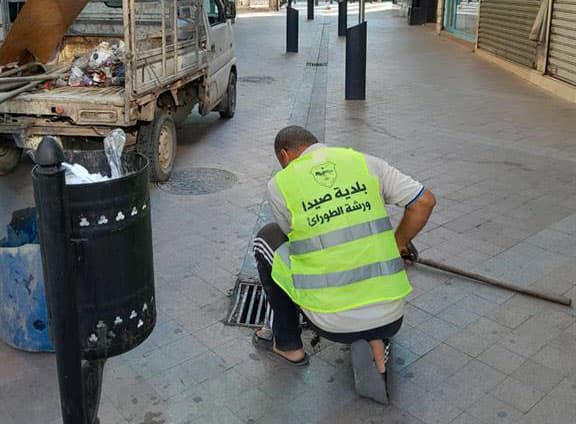 د. بديع إستنفر فرق الطوارىء في بلدية صيدا د. بديع إستنفر فرق الطوارىء في بلدية صيدا