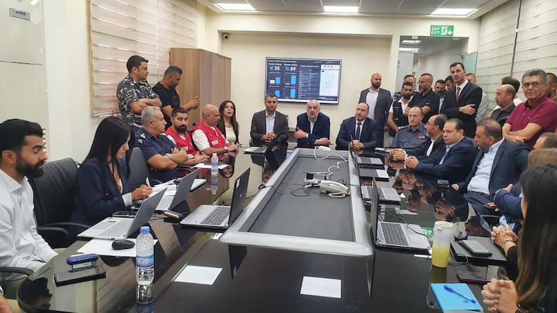 مولوي من سرايا صيدا: الحكومة متضامنة مع الجنوب ونشد على أيدي اللبنانيين وبالوحدة والايمان نبقى كلنا بخير مولوي من سرايا صيدا: الحكومة متضامنة مع الجنوب ونشد على أيدي اللبنانيين وبالوحدة والايمان نبقى كلنا بخير