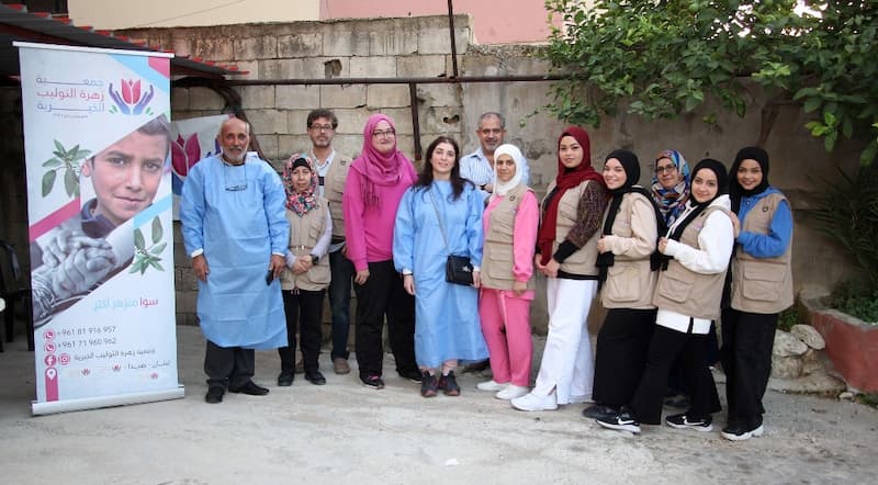 جمعية زهرة التوليب الخيرية نظمت حملة طبية للكشف على الأسنان جمعية زهرة التوليب الخيرية نظمت حملة طبية للكشف على الأسنان