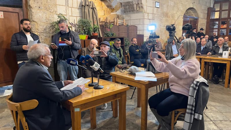 النائب أسامة سعد يتناول "أدوار البلدية وقصة صيدا مع النفايات" في مؤتمر صحفي النائب أسامة سعد يتناول "أدوار البلدية وقصة صيدا مع النفايات" في مؤتمر صحفي