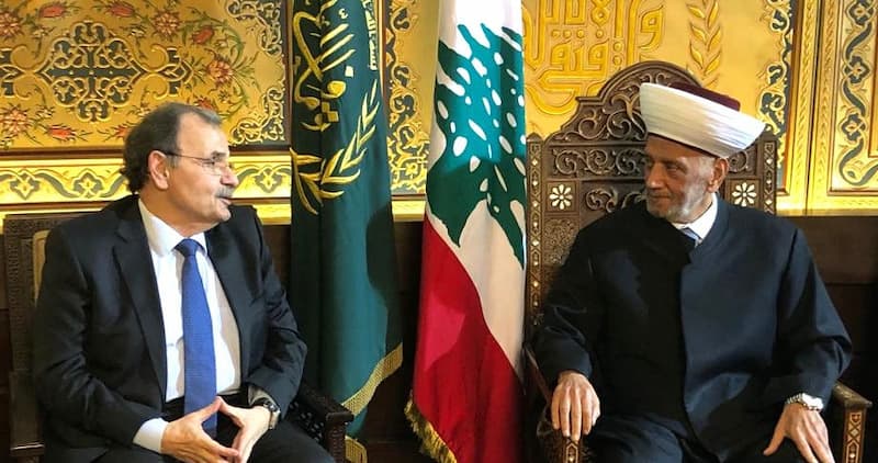 البزري بعد لقائه المفتي دريان: لبنان يعيش أجواء صعبة ودقيقة وللأسف الجميع ينصحنا ولا نجد أحدا يوجه إصبع الاتهام للضغط على العدو الإسرائيلي البزري بعد لقائه المفتي دريان: لبنان يعيش أجواء صعبة ودقيقة وللأسف الجميع ينصحنا ولا نجد أحدا يوجه إصبع الاتهام للضغط على العدو الإسرائيلي