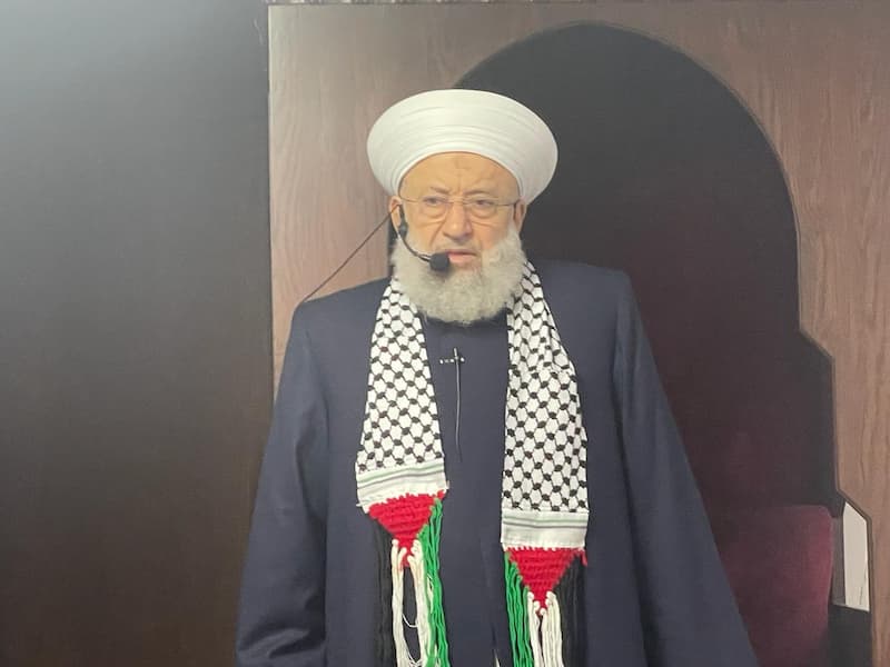 الشيخ ماهر حمود في خطبة الجمعة: صلة وثيقة بالقرآن الشيخ ماهر حمود في خطبة الجمعة: صلة وثيقة بالقرآن