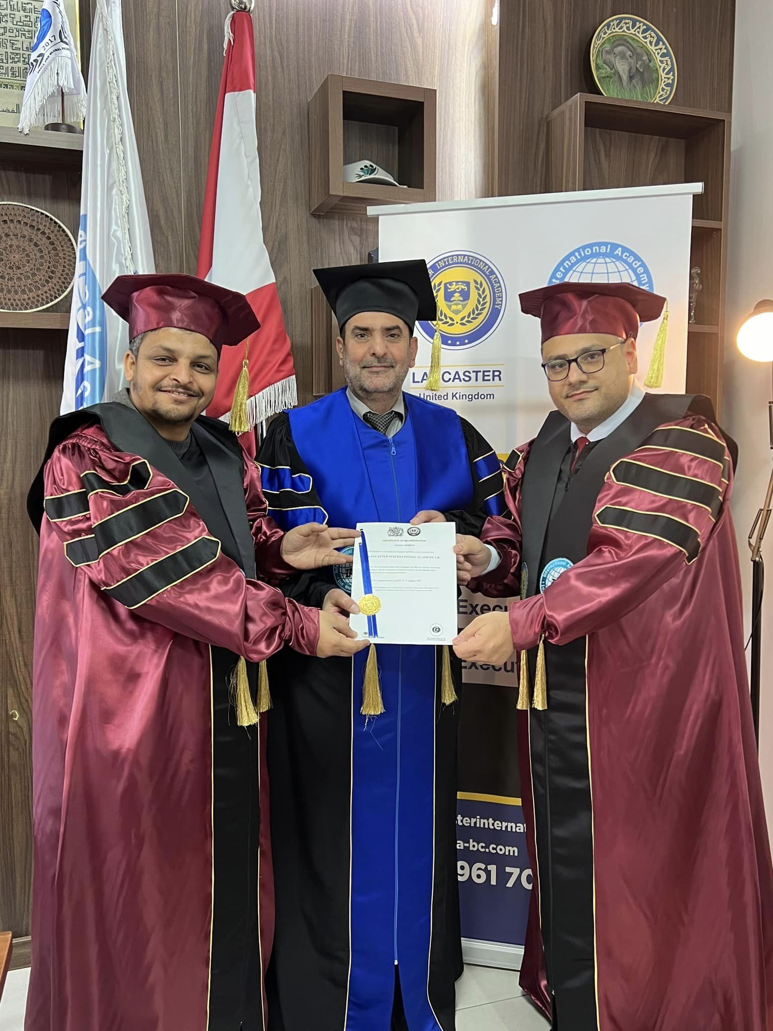 الدكتوراة المهنية بتقدير ممتاز لخبير المحاسبة المجاز محمد بدر ظرافة الدكتوراة المهنية بتقدير ممتاز لخبير المحاسبة المجاز محمد بدر ظرافة