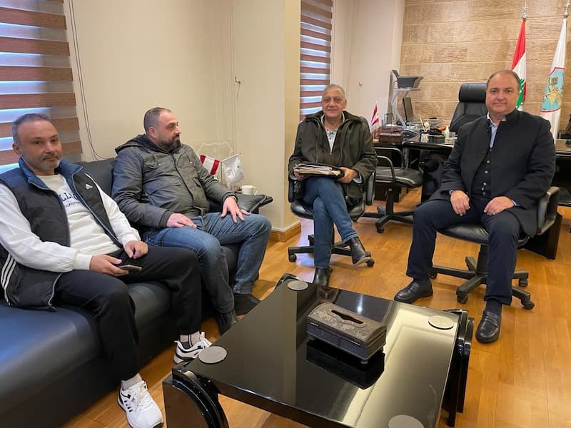منسق المستقبل جنوبا وجه دعوة لرئيس بلدية صيدا لحضور افتتاح بطولة الرئيس الشهيد يوم الاحد المقبل منسق المستقبل جنوبا وجه دعوة لرئيس بلدية صيدا لحضور افتتاح بطولة الرئيس الشهيد يوم الاحد المقبل