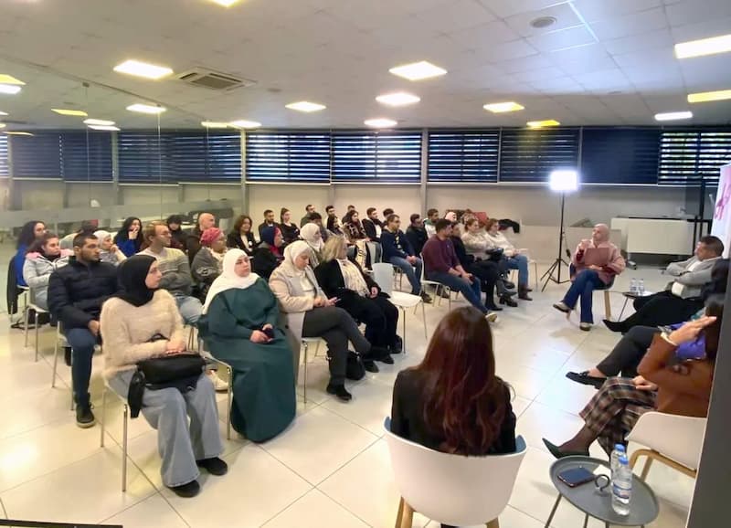 في اليوم العالمي للسرطان... جلسة نقاش حول المرض في "اشبيلية - صيدا" في اليوم العالمي للسرطان... جلسة نقاش حول المرض في "اشبيلية - صيدا"