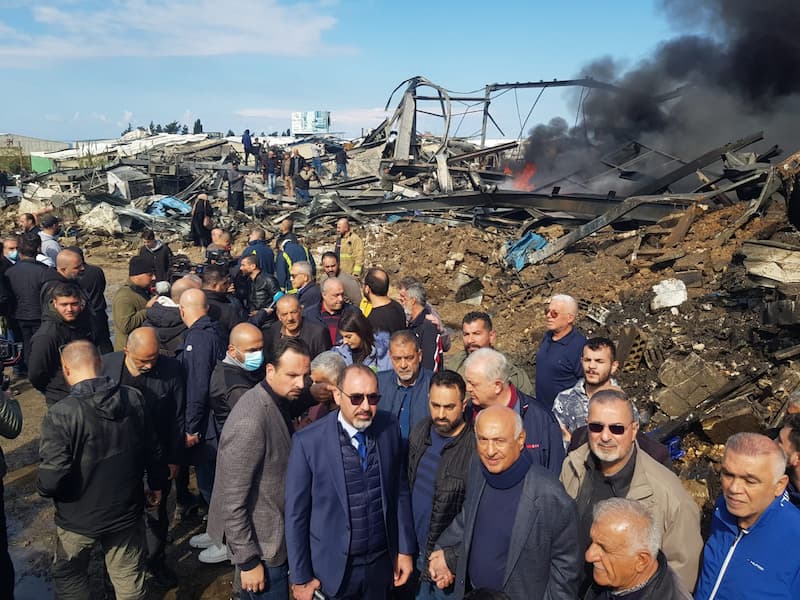 جولة للإعلاميين على المنشآت الصناعية المستهدفة في الغازية - صالح: رغم الدمار لن نيأس وسنكمل جولة للإعلاميين على المنشآت الصناعية المستهدفة في الغازية - صالح: رغم الدمار لن نيأس وسنكمل