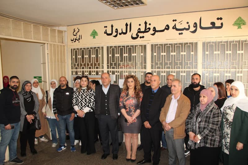 موظفو تعاونية موظفي الدولة يتوقفون كليا عن العمل موظفو تعاونية موظفي الدولة يتوقفون كليا عن العمل