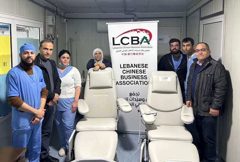 علي العبد الله قدم معدات طبية لمستشفى عكار الحكومي بالتعاون مع السفارة الصينية علي العبد الله قدم معدات طبية لمستشفى عكار الحكومي بالتعاون مع السفارة الصينية