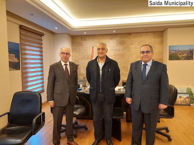 رئيس بلدية صيدا إلتقى السفير الجزائري في زيارة تعارف وبحث آفاق التعاون وتبادل الخبرات رئيس بلدية صيدا إلتقى السفير الجزائري في زيارة تعارف وبحث آفاق التعاون وتبادل الخبرات