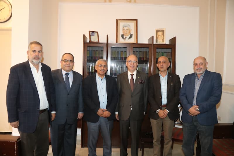 النائب أسامة سعد استقبل السفير الجزائري وتناول للمستجدات في المنطقة النائب أسامة سعد استقبل السفير الجزائري وتناول للمستجدات في المنطقة