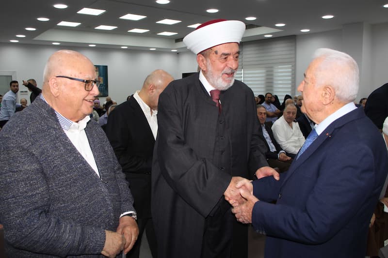 المفتي سوسان رعى الحفل السنوي الـ37 لتوزيع جوائز مسابقة "جائزة الحاج عفيف الصلح لحفظ القرآن الكريم" المفتي سوسان رعى الحفل السنوي الـ37 لتوزيع جوائز مسابقة "جائزة الحاج عفيف الصلح لحفظ القرآن الكريم"