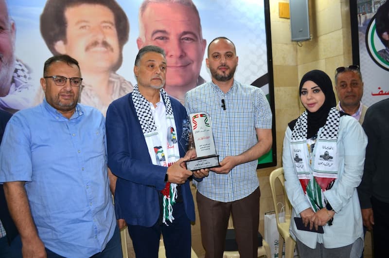 جمعية أعمالنا تختتم حملة توزيع مساعدات تموينية في مركز القائد سعيد اليوسف في مخيم عين الحلوة جمعية أعمالنا تختتم حملة توزيع مساعدات تموينية في مركز القائد سعيد اليوسف في مخيم عين الحلوة