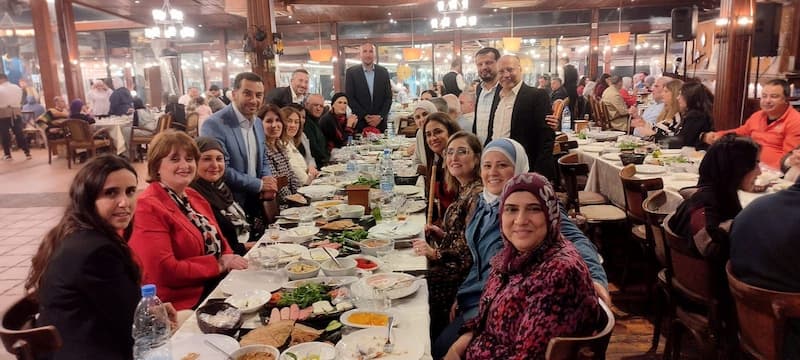 سحور لصيادلة "المستقبل" في صيدا والجنوب وإقليم الخروب - سلوم: وقفنا في وجه الجميع من اجل مصلحة الصيادلة والمرضى سحور لصيادلة "المستقبل" في صيدا والجنوب وإقليم الخروب - سلوم: وقفنا في وجه الجميع من اجل مصلحة الصيادلة والمرضى