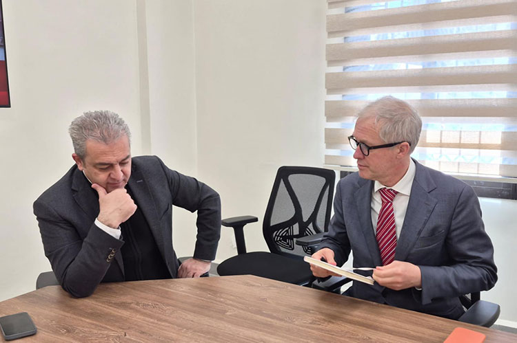 السفير البلجيكي يزور غرفة عمليات بلدية صيدا للمرة الثانية السفير البلجيكي يزور غرفة عمليات بلدية صيدا للمرة الثانية