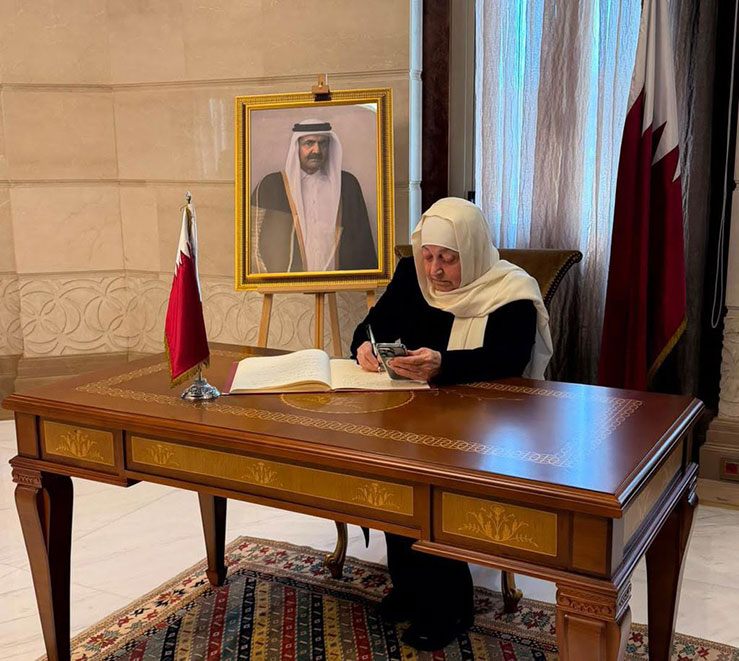 بهية الحريري تقدم تعازي المستقبل بوفاة الشيخ حمد: مواقف قطر إلى جانب لبنان محل اعتزازٍ وتقدير بهية الحريري تقدم تعازي المستقبل بوفاة الشيخ حمد: مواقف قطر إلى جانب لبنان محل اعتزازٍ وتقدير