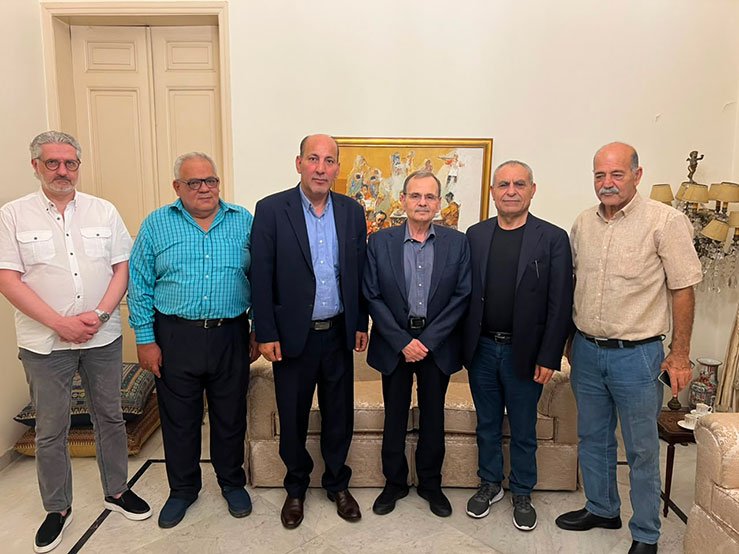 النائب البزري يلتقي وفد الجبهة الديمقراطية ويبحث التطورات الفلسطينية والأوضاع الإنسانية للفلسطينيين في لبنان النائب البزري يلتقي وفد الجبهة الديمقراطية ويبحث التطورات الفلسطينية والأوضاع الإنسانية للفلسطينيين في لبنان