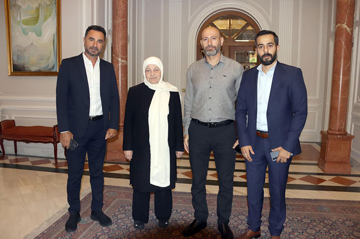 بهية الحريري أمام ناشطين من مبادرة وطن بيجمعنا في النبطية: الدولة مطالبة أكثر من أي وقت مضى بتعزيز حضورها جنوبًا ودعم صمود الناس بهية الحريري أمام ناشطين من مبادرة وطن بيجمعنا في النبطية: الدولة مطالبة أكثر من أي وقت مضى بتعزيز حضورها جنوبًا ودعم صمود الناس