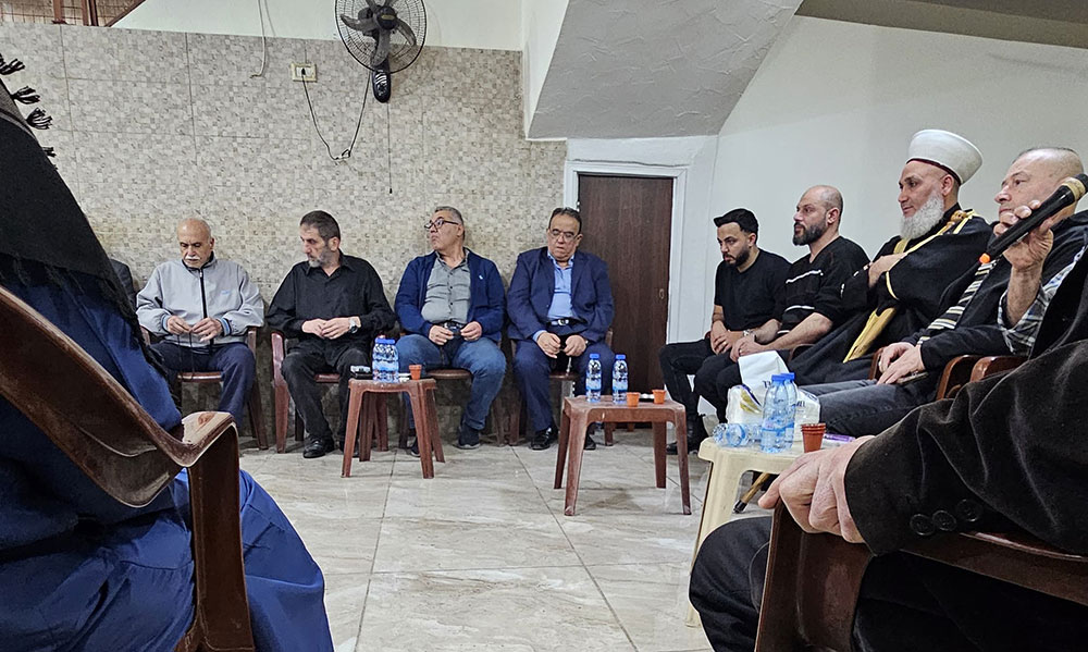 ممثلًا بهية الحريري... صفدية يقدم واجب العزاء بالحاجة خديجة أبو صلاح ممثلًا بهية الحريري... صفدية يقدم واجب العزاء بالحاجة خديجة أبو صلاح