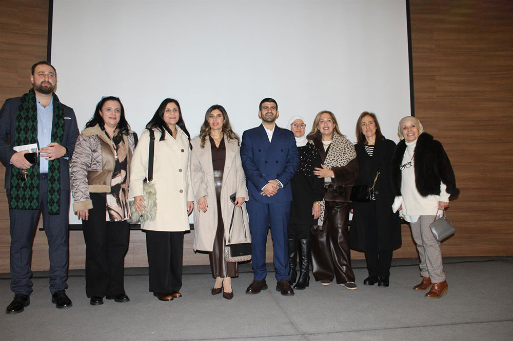 برعاية وزير الزراعة: تكريم الشاب عامر محمد علي نحولي باحتفال حاشد في بلدية صيدا برعاية وزير الزراعة: تكريم الشاب عامر محمد علي نحولي باحتفال حاشد في بلدية صيدا