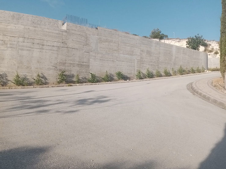 ثلاثة عقارات كاشفة البحر للبيع أو للمقايضة في زيدانية البدر، مجدليون - صيدا